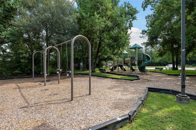 2031 Beacon Chase Court, Spring, TX 77373