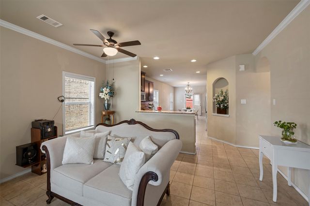 2031 Beacon Chase Court, Spring, TX 77373