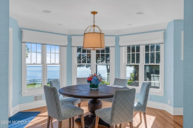 942 Navesink River Road, Middletown, NJ 07760