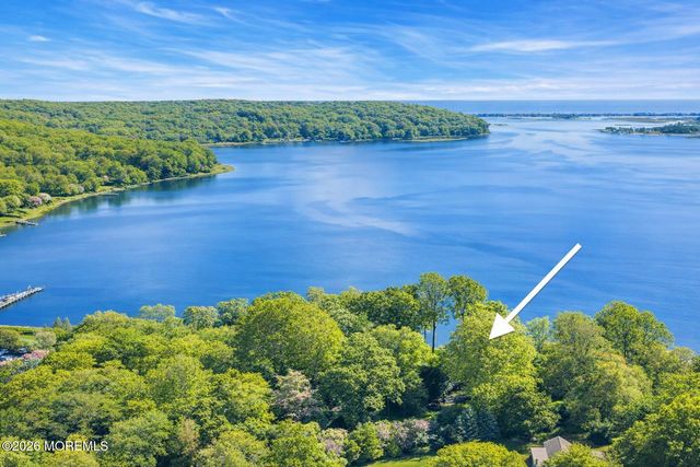 942 Navesink River Road, Middletown, NJ 07760