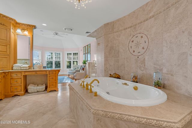 942 Navesink River Road, Middletown, NJ 07760