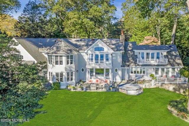 942 Navesink River Road, Middletown, NJ 07760