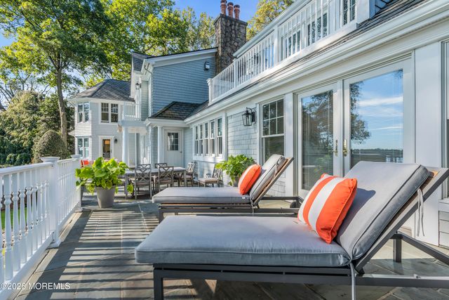 942 Navesink River Road, Middletown, NJ 07760