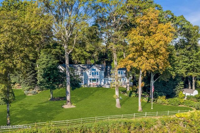 942 Navesink River Road, Middletown, NJ 07760
