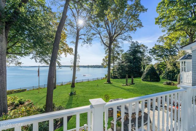 942 Navesink River Road, Middletown, NJ 07760