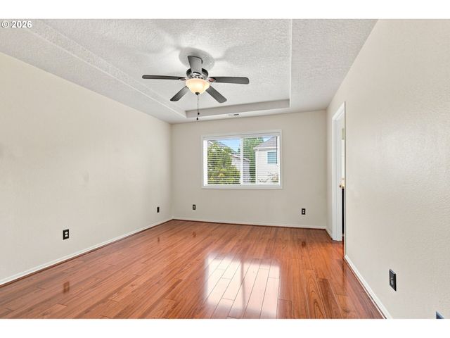 15231 Nw SWEETGALE Ln, Portland, OR 97229