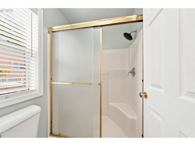 15231 Nw SWEETGALE Ln, Portland, OR 97229