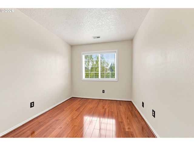 15231 Nw SWEETGALE Ln, Portland, OR 97229