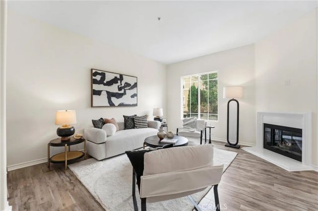 3407 S Main L, Santa Ana, CA 92707