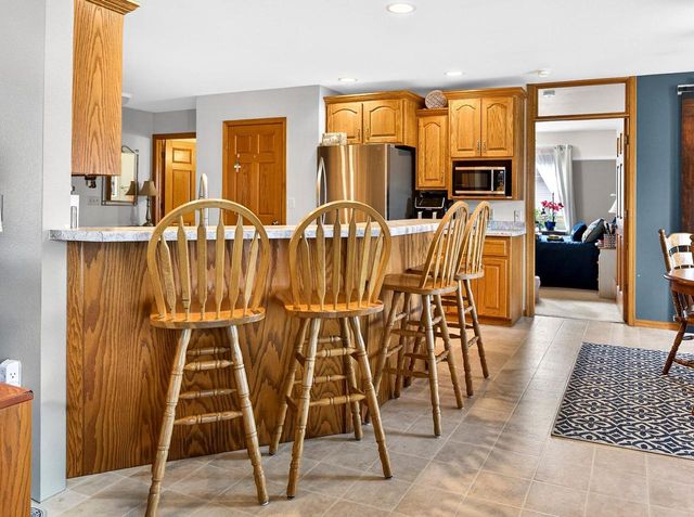 426 WOODEN SHOE CIRCLE, Kaukauna, WI 54130