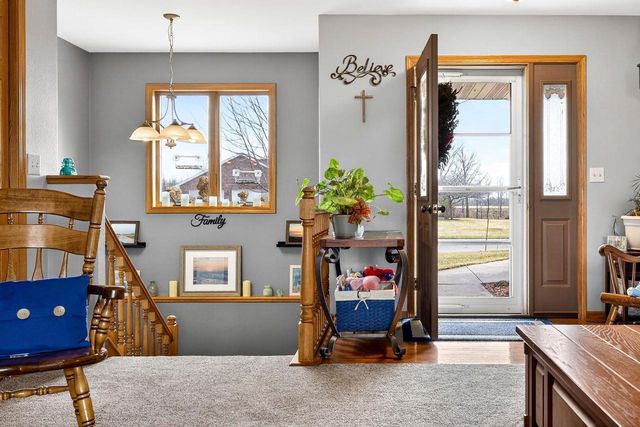 426 WOODEN SHOE CIRCLE, Kaukauna, WI 54130