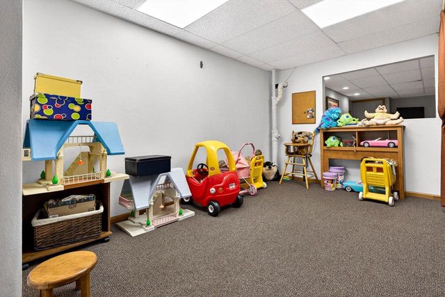 426 WOODEN SHOE CIRCLE, Kaukauna, WI 54130