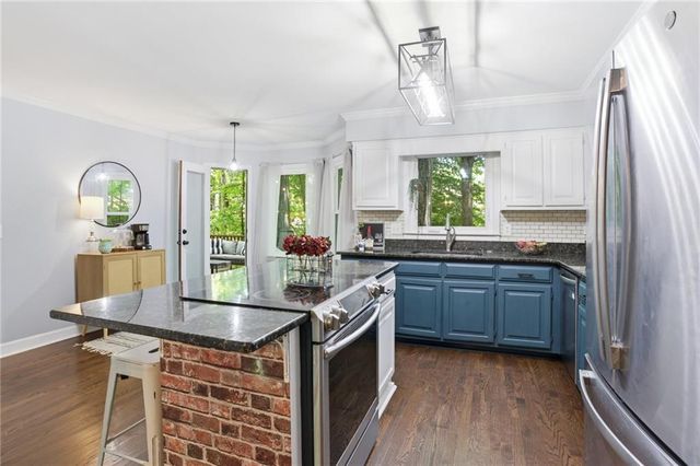 4314 Edgewater Drive NW, Kennesaw, GA 30144