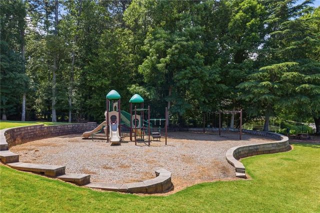 4314 Edgewater Drive NW, Kennesaw, GA 30144