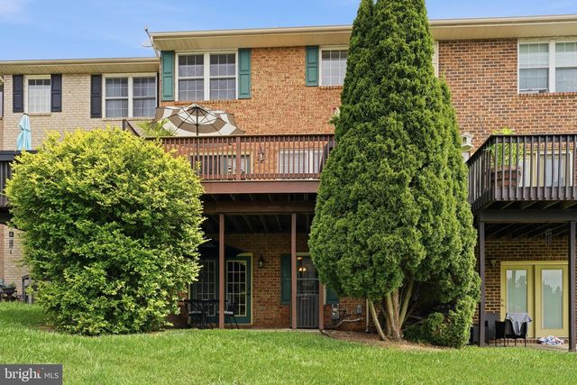 1257 LINDSAY LN, Hagerstown, MD 21742