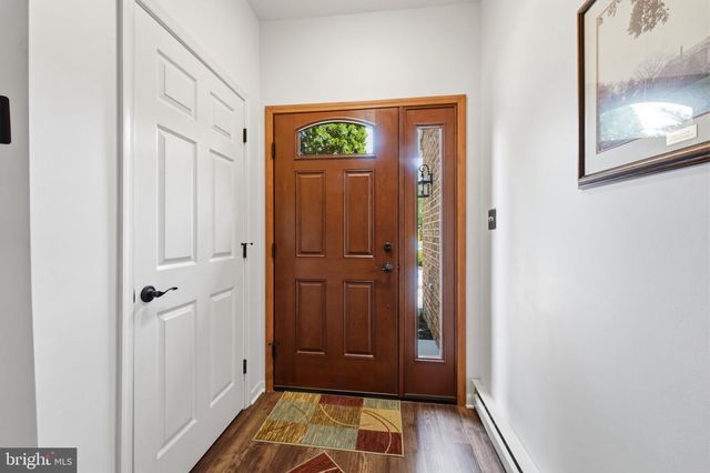 1257 LINDSAY LN, Hagerstown, MD 21742