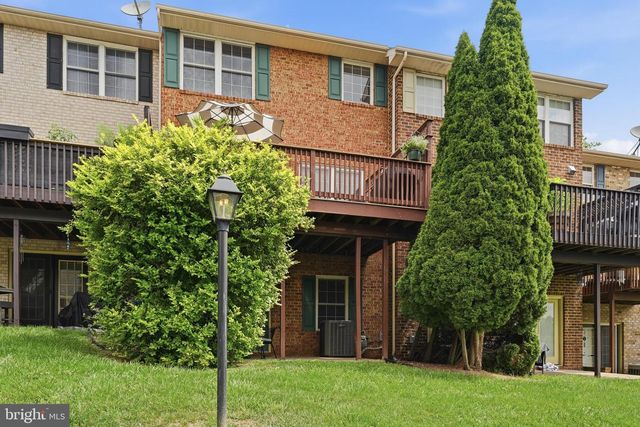 1257 LINDSAY LN, Hagerstown, MD 21742
