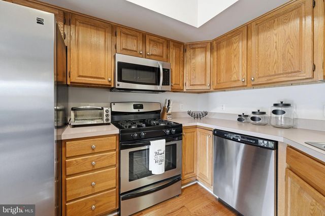 1257 LINDSAY LN, Hagerstown, MD 21742