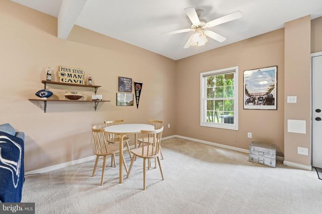 1257 LINDSAY LN, Hagerstown, MD 21742
