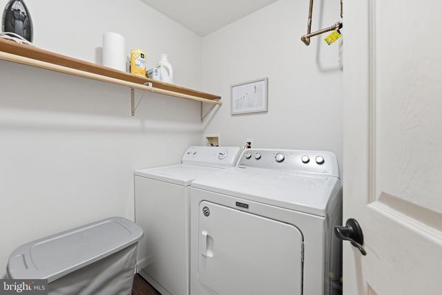 1257 LINDSAY LN, Hagerstown, MD 21742