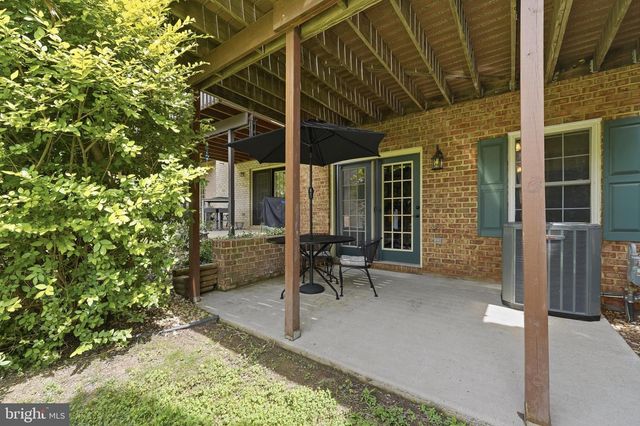 1257 LINDSAY LN, Hagerstown, MD 21742