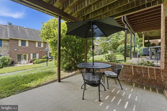 1257 LINDSAY LN, Hagerstown, MD 21742