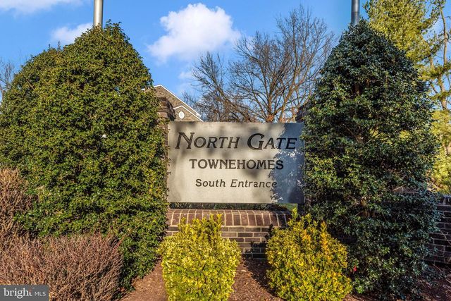 1257 LINDSAY LN, Hagerstown, MD 21742