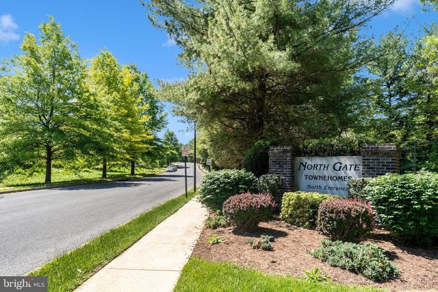 1257 LINDSAY LN, Hagerstown, MD 21742