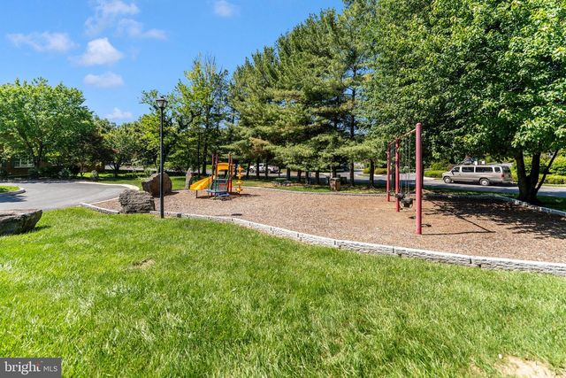 1257 LINDSAY LN, Hagerstown, MD 21742