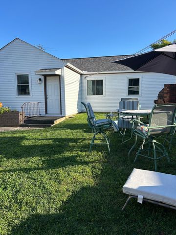 2726 Bernadette Road, Columbus, OH 43204