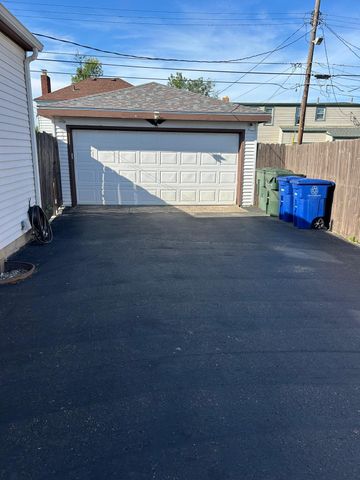 2726 Bernadette Road, Columbus, OH 43204