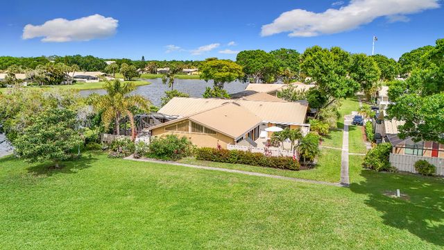 5713 Golden Eagle Circle, Palm Beach Gardens, FL 33418