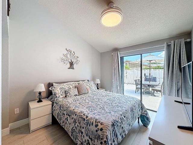 5713 Golden Eagle Circle, Palm Beach Gardens, FL 33418