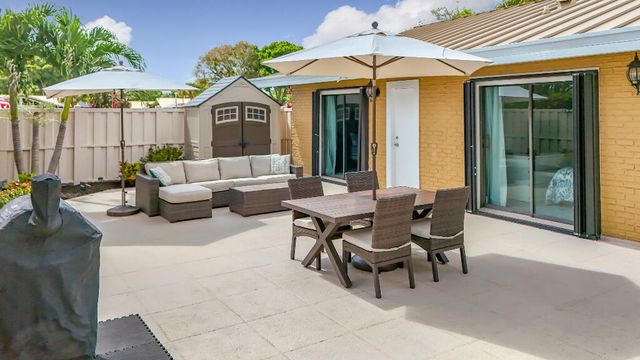 5713 Golden Eagle Circle, Palm Beach Gardens, FL 33418