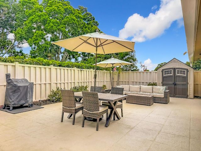 5713 Golden Eagle Circle, Palm Beach Gardens, FL 33418