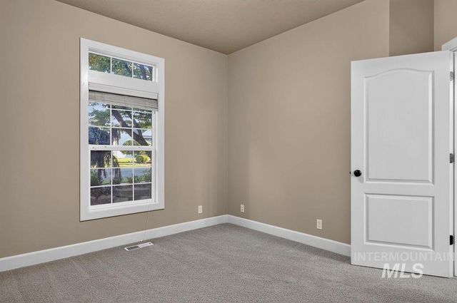 2955 E Shadowview St, Eagle, ID 83616