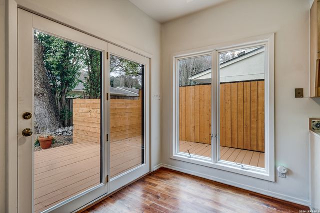 203 Montclair, San Antonio, TX 78209