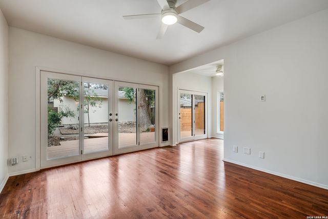 203 Montclair, San Antonio, TX 78209