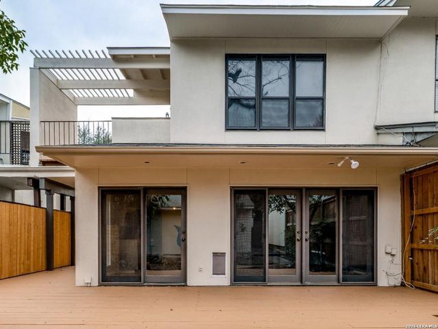 203 Montclair, San Antonio, TX 78209