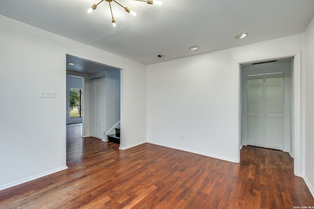 203 Montclair, San Antonio, TX 78209