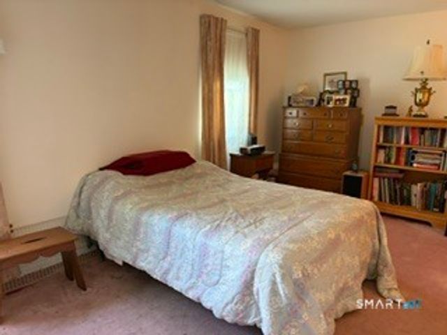 21 East Gate Lane 21, Hamden, CT 06514