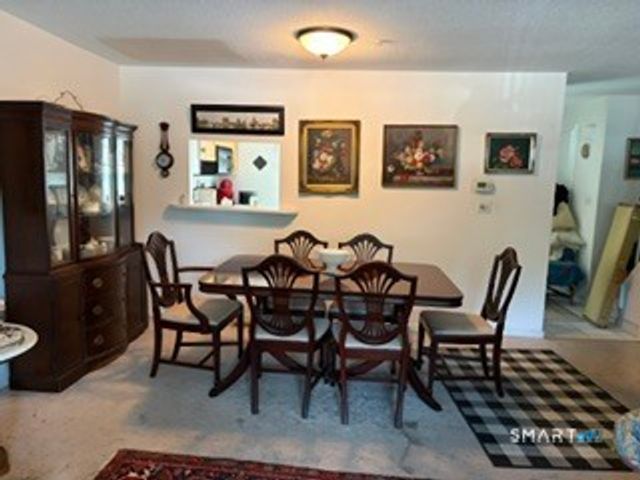 21 East Gate Lane 21, Hamden, CT 06514
