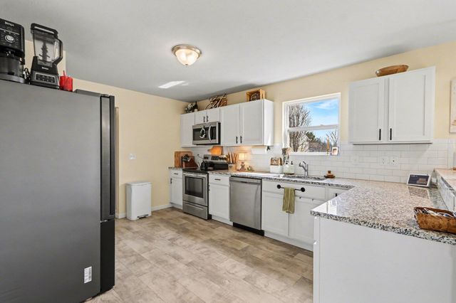 1743 Harper Grove Lane, Vicksburg Vllg, MI 49097