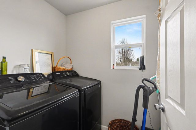 1743 Harper Grove Lane, Vicksburg Vllg, MI 49097