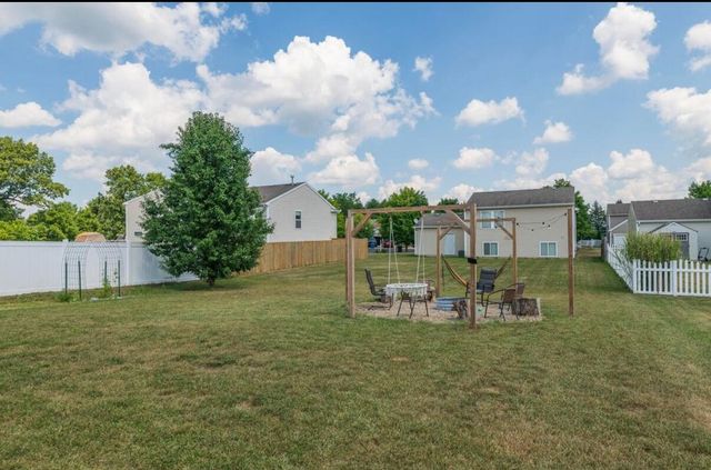 1743 Harper Grove Lane, Vicksburg Vllg, MI 49097