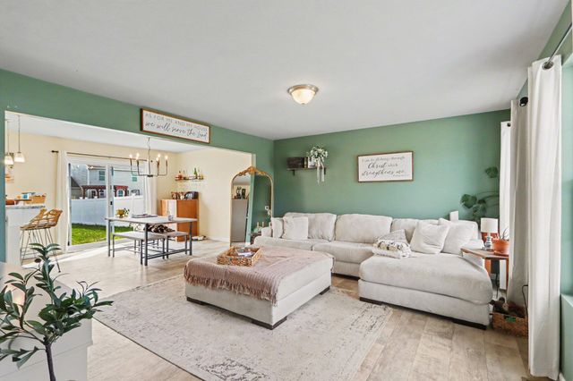 1743 Harper Grove Lane, Vicksburg Vllg, MI 49097