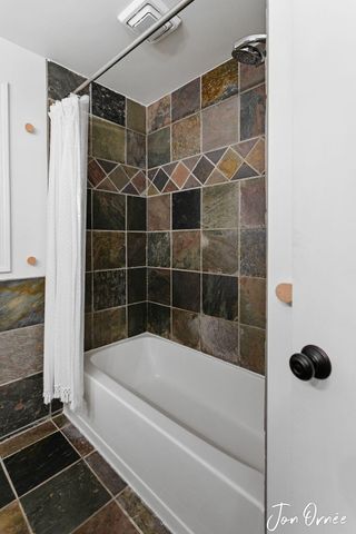697 Morningside Drive, Holland City, MI 49423