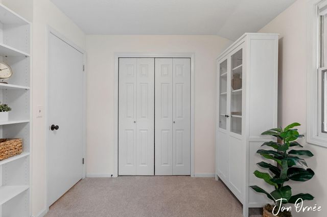 697 Morningside Drive, Holland City, MI 49423