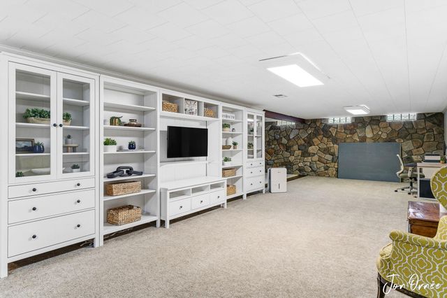 697 Morningside Drive, Holland City, MI 49423