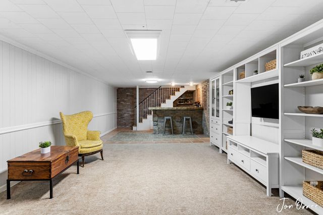 697 Morningside Drive, Holland City, MI 49423